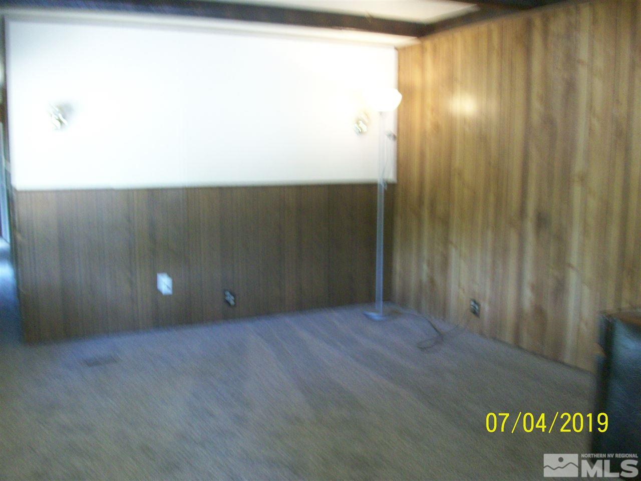 474 Niles Way Reno, NV 89506 - Photo 3 of 19 Photo 3