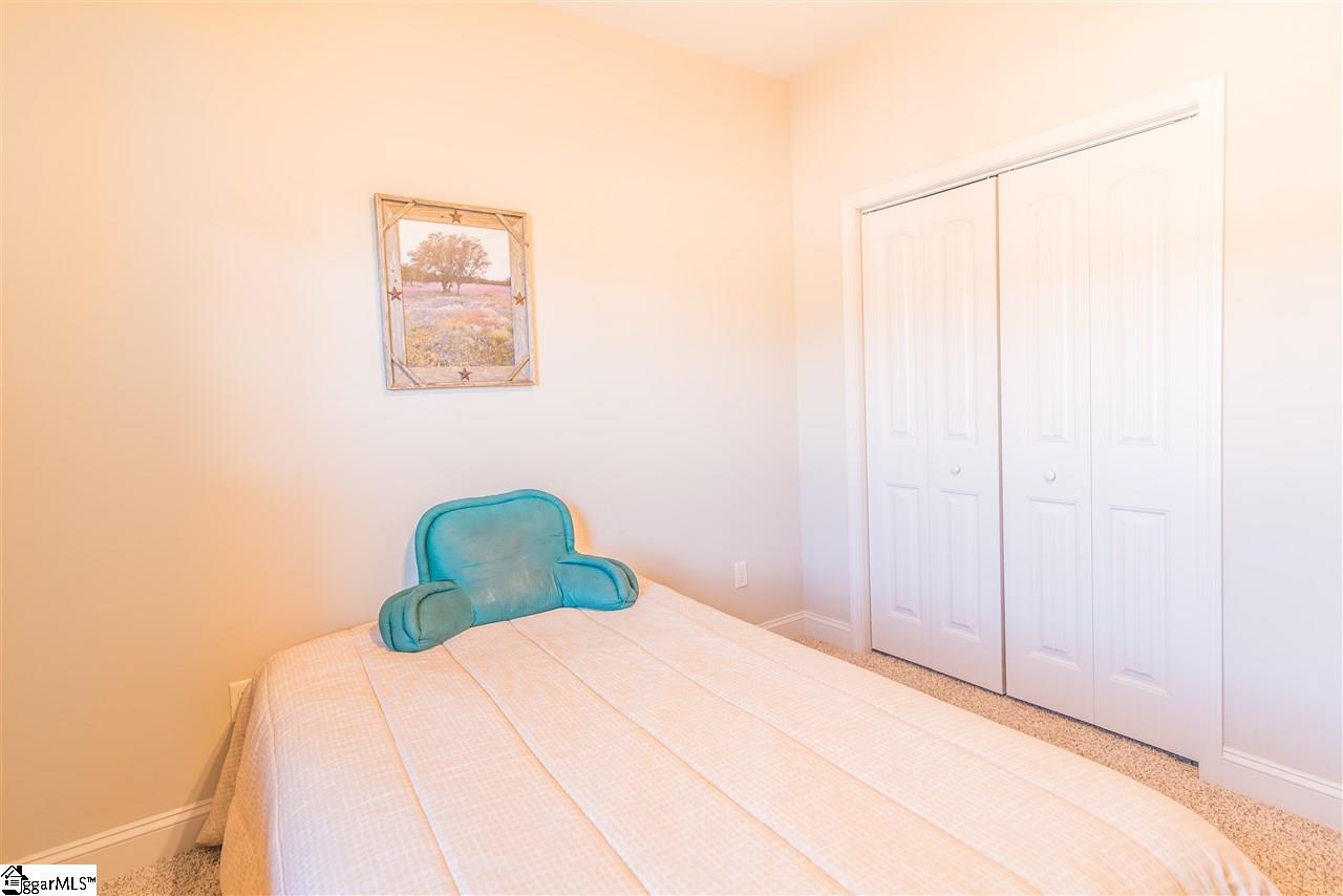26 Caperton Way Greer, SC 29651 - Photo 17 of 23 Third Bedroom with lots of light.