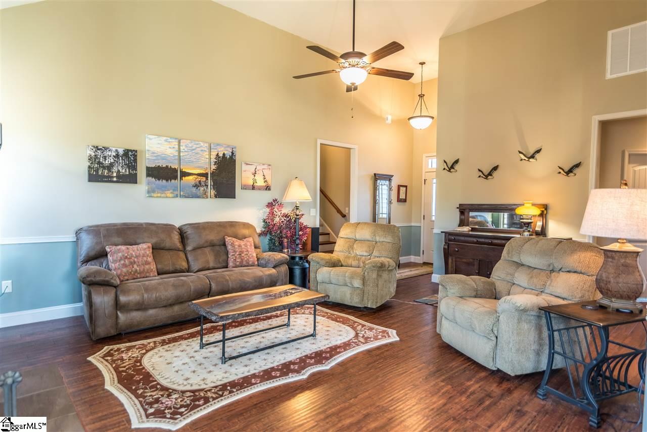 26 Caperton Way Greer, SC 29651 - Photo 3 of 23 Living Room