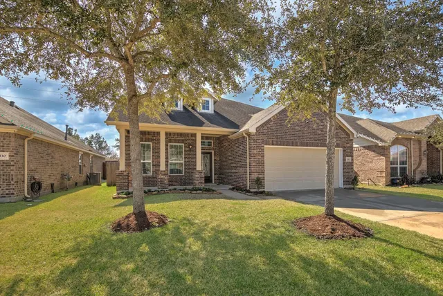 $375,000 | 326 Polar Bear Trail, Crosby, TX 77532
