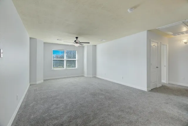 $375,000 | 326 Polar Bear Trail, Crosby, TX 77532