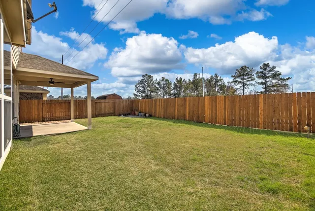 $375,000 | 326 Polar Bear Trail, Crosby, TX 77532