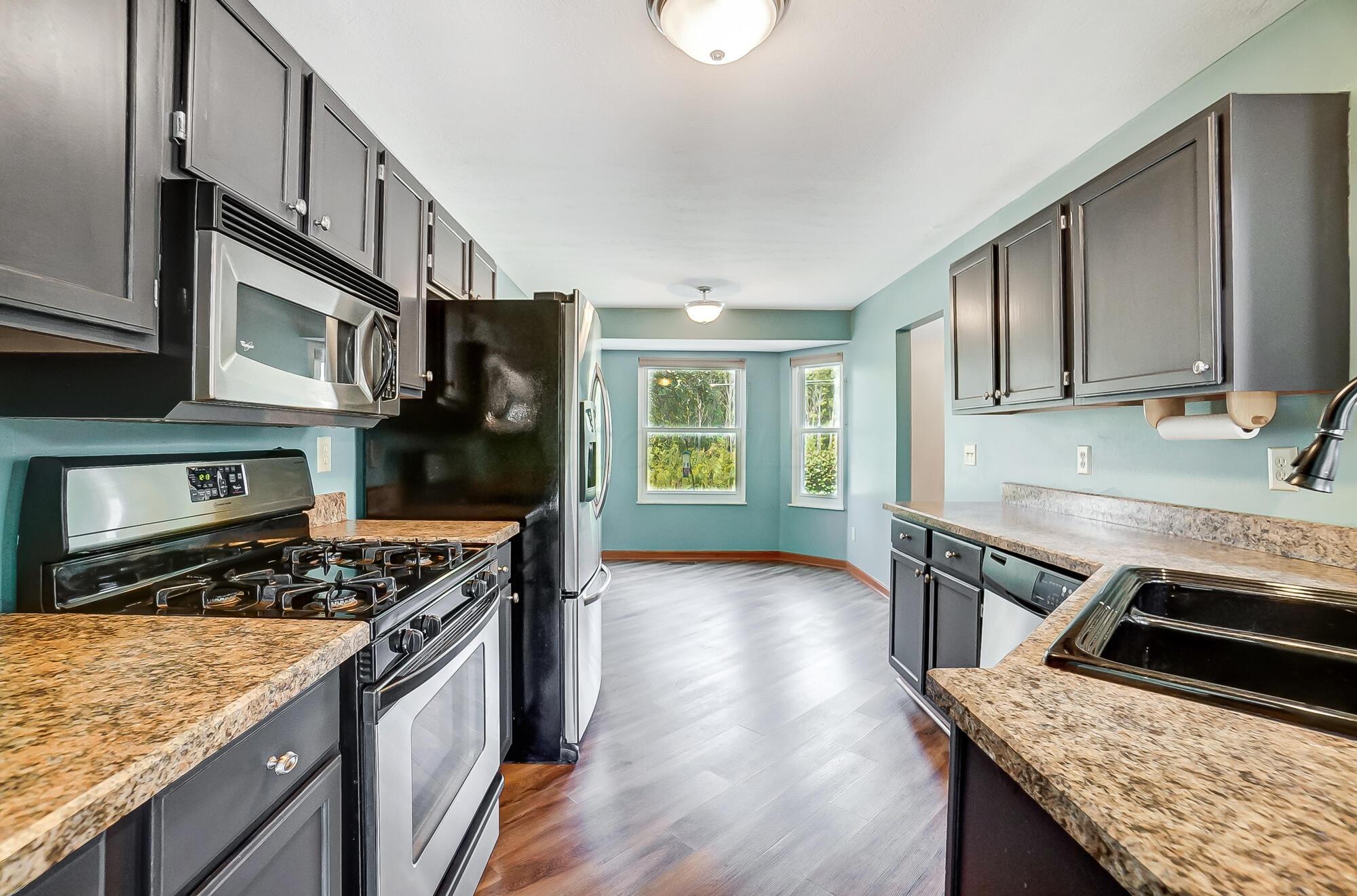 2246 Spindler Road Hilliard, OH 43026 - Photo 14 of 53 Kitchen