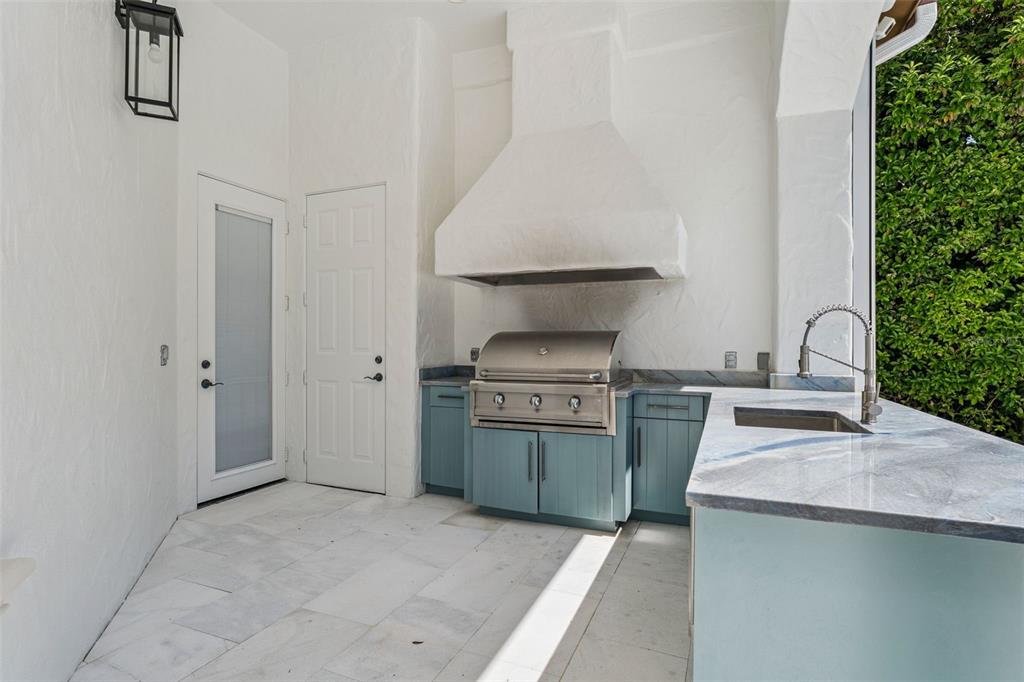 11026 Coniston Way Windermere, FL 34786 - Photo 20 of 62