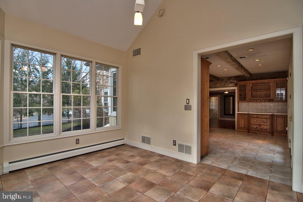 3055 Haupts Bridge Road Riegelsville, PA 18077 - Photo 25 of 65 Dining Room with view of kitchen to the right