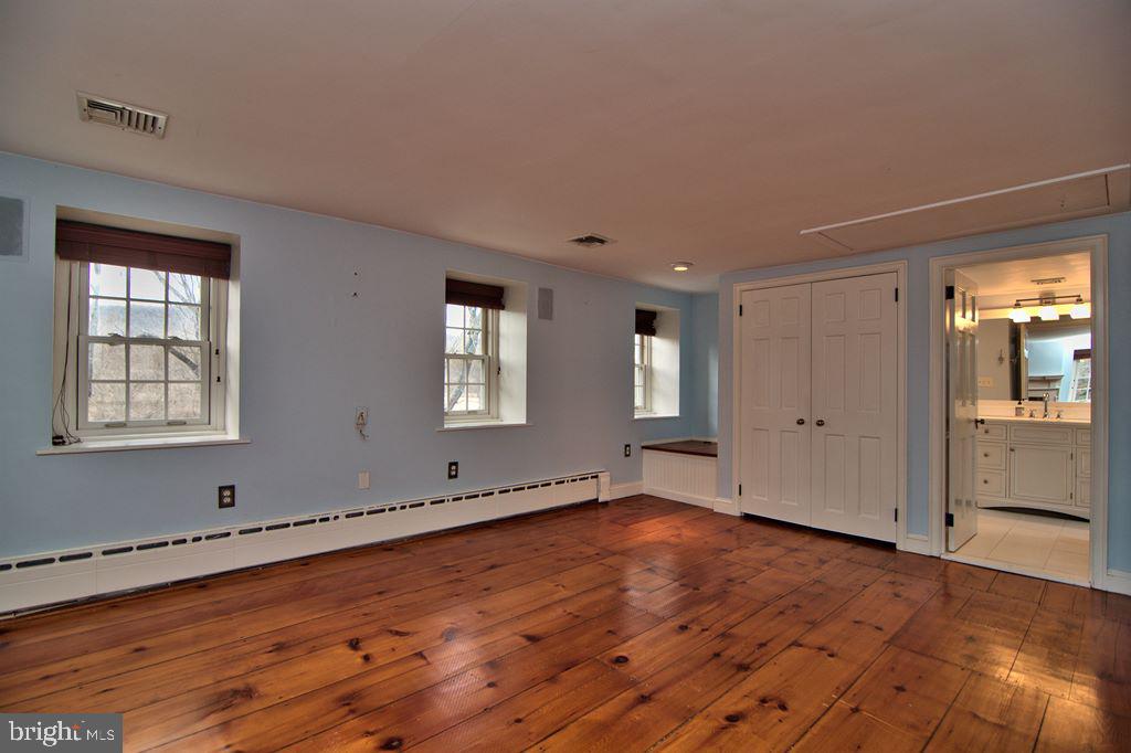 3055 Haupts Bridge Road Riegelsville, PA 18077 - Photo 35 of 65 MBR w random width pine flrs, window seat, & MBA