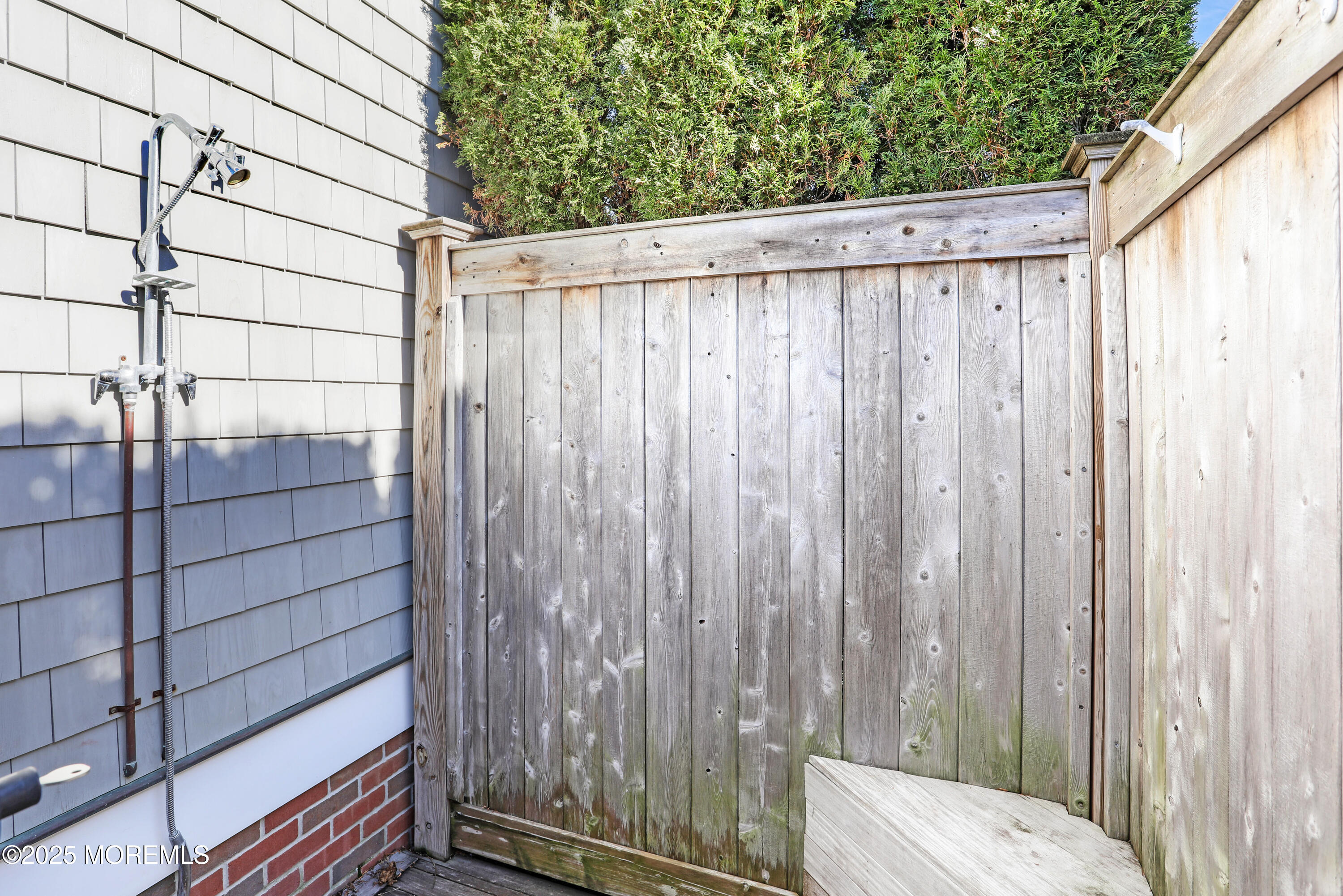 101 Tuttle Avenue Spring Lake, NJ 07762 - Photo 56 of 58 a view of a wooden fence