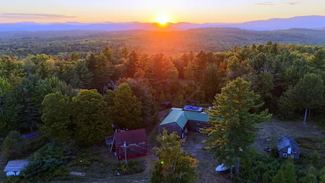 $520,000 | 15 Jackson Hole Drive, Carthage, ME 04224