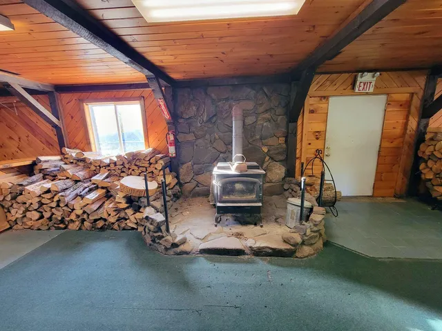 $520,000 | 15 Jackson Hole Drive, Carthage, ME 04224