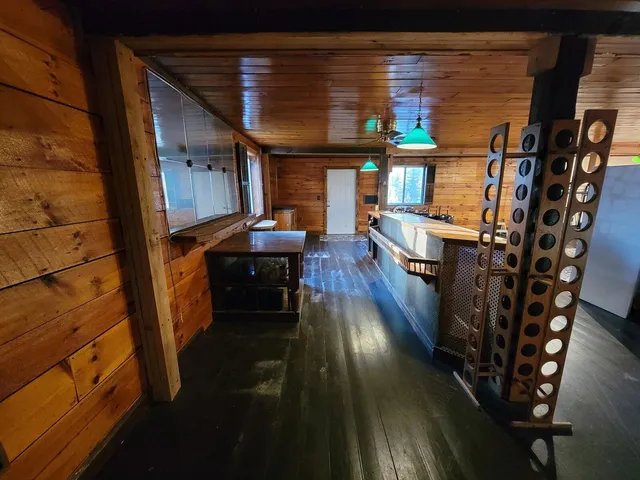 $520,000 | 15 Jackson Hole Drive, Carthage, ME 04224