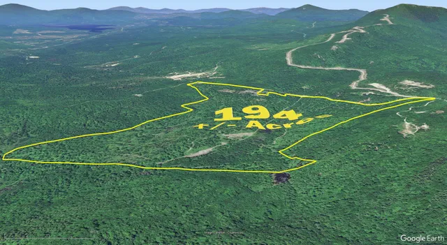 $520,000 | 15 Jackson Hole Drive, Carthage, ME 04224