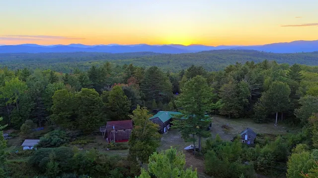 $520,000 | 15 Jackson Hole Drive, Carthage, ME 04224