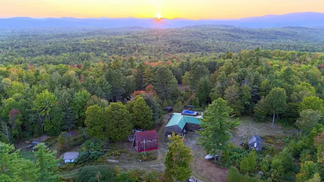 $520,000 | 15 Jackson Hole Drive, Carthage, ME 04224