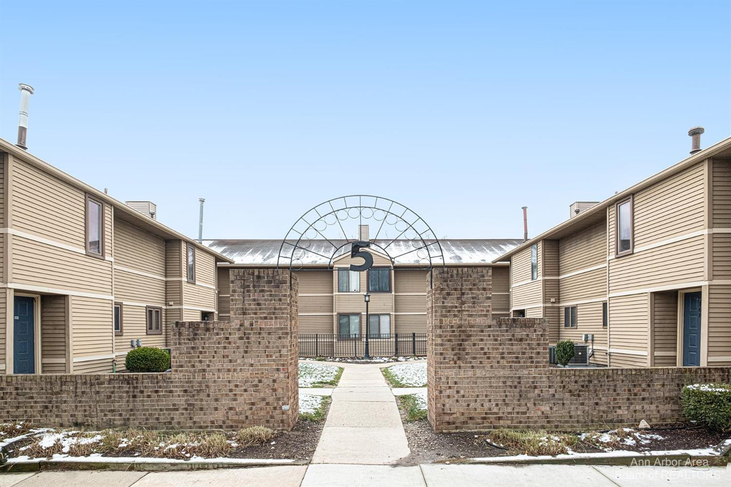 350 Briarcrest Drive, Unit 168 Ann Arbor, MI 48104 - Photo 18 of 21 Photo 18