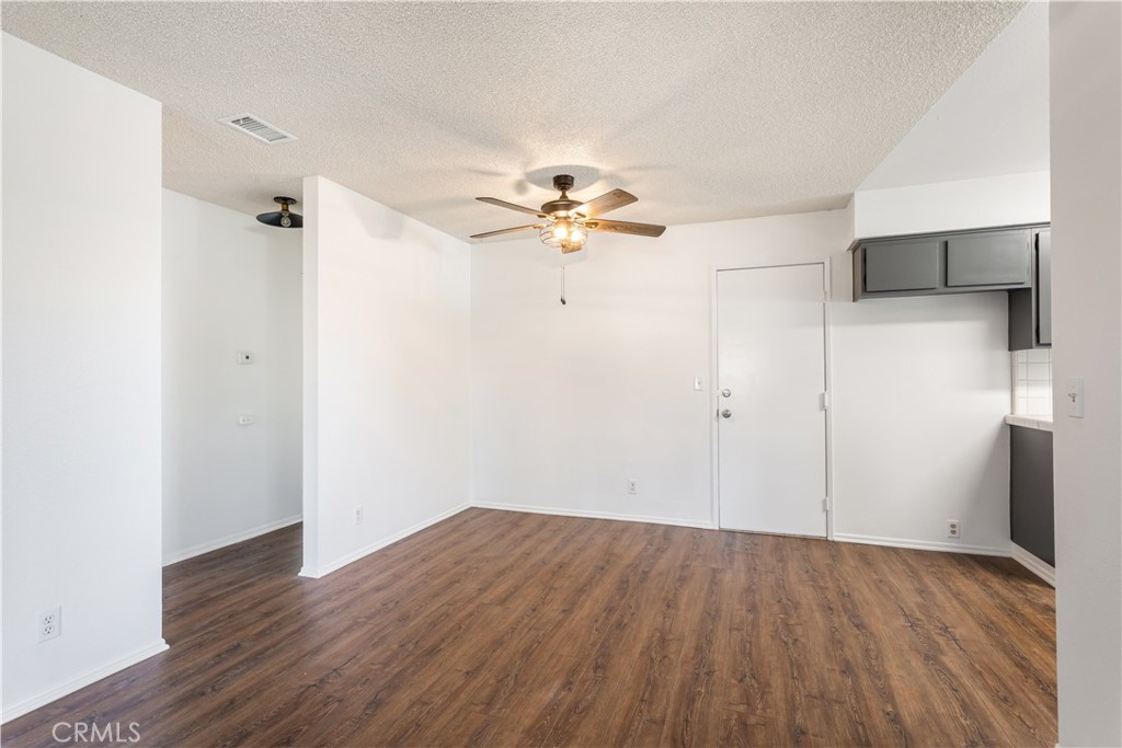 308 Retreat Court Fallbrook, CA 92028 - Photo 16 of 35