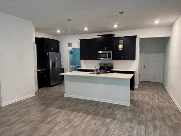 $2,500 | 1660 Cross Prairie Parkway, Kissimmee, FL 34744