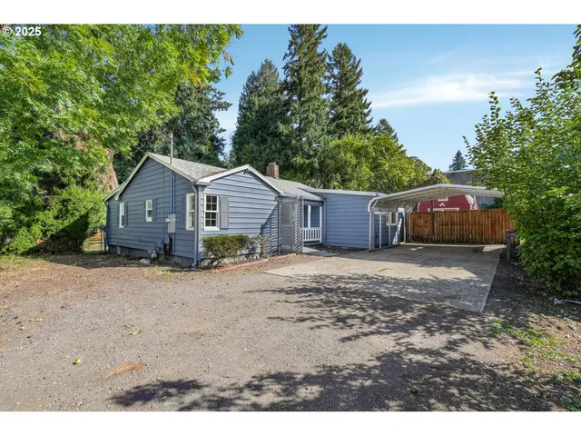 $400,000 | 8940 Southeast Stanley Place, Portland, OR 97206