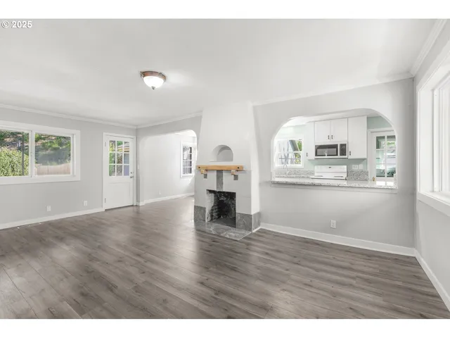 $400,000 | 8940 Southeast Stanley Place, Portland, OR 97206