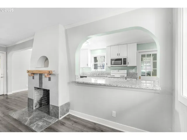 $400,000 | 8940 Southeast Stanley Place, Portland, OR 97206