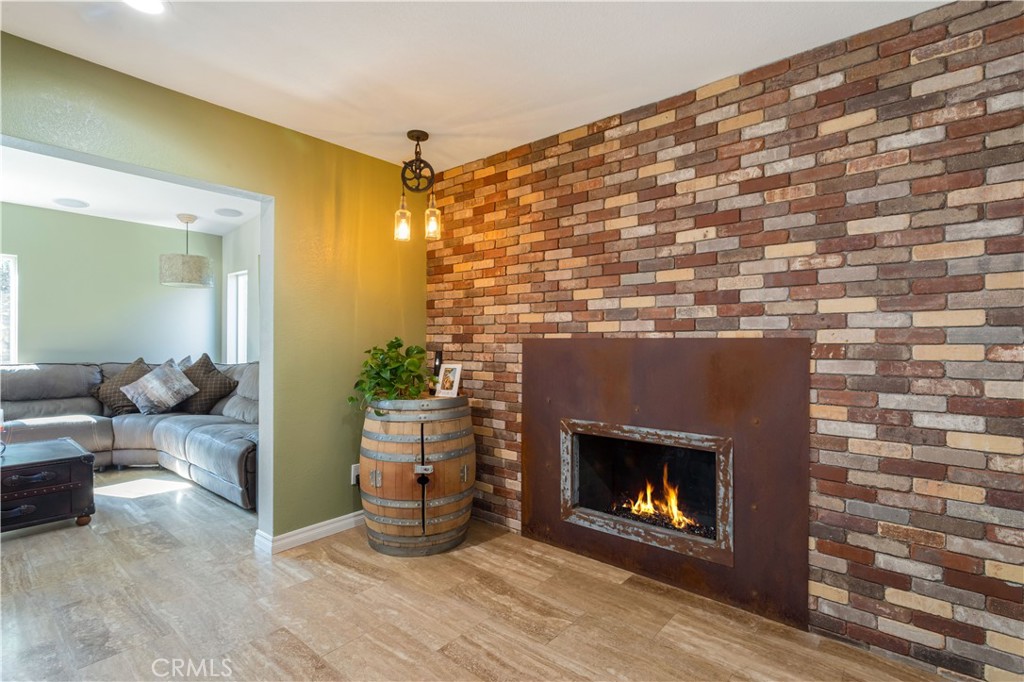 638 Riverview Drive Redlands, CA 92374 - Photo 15 of 48