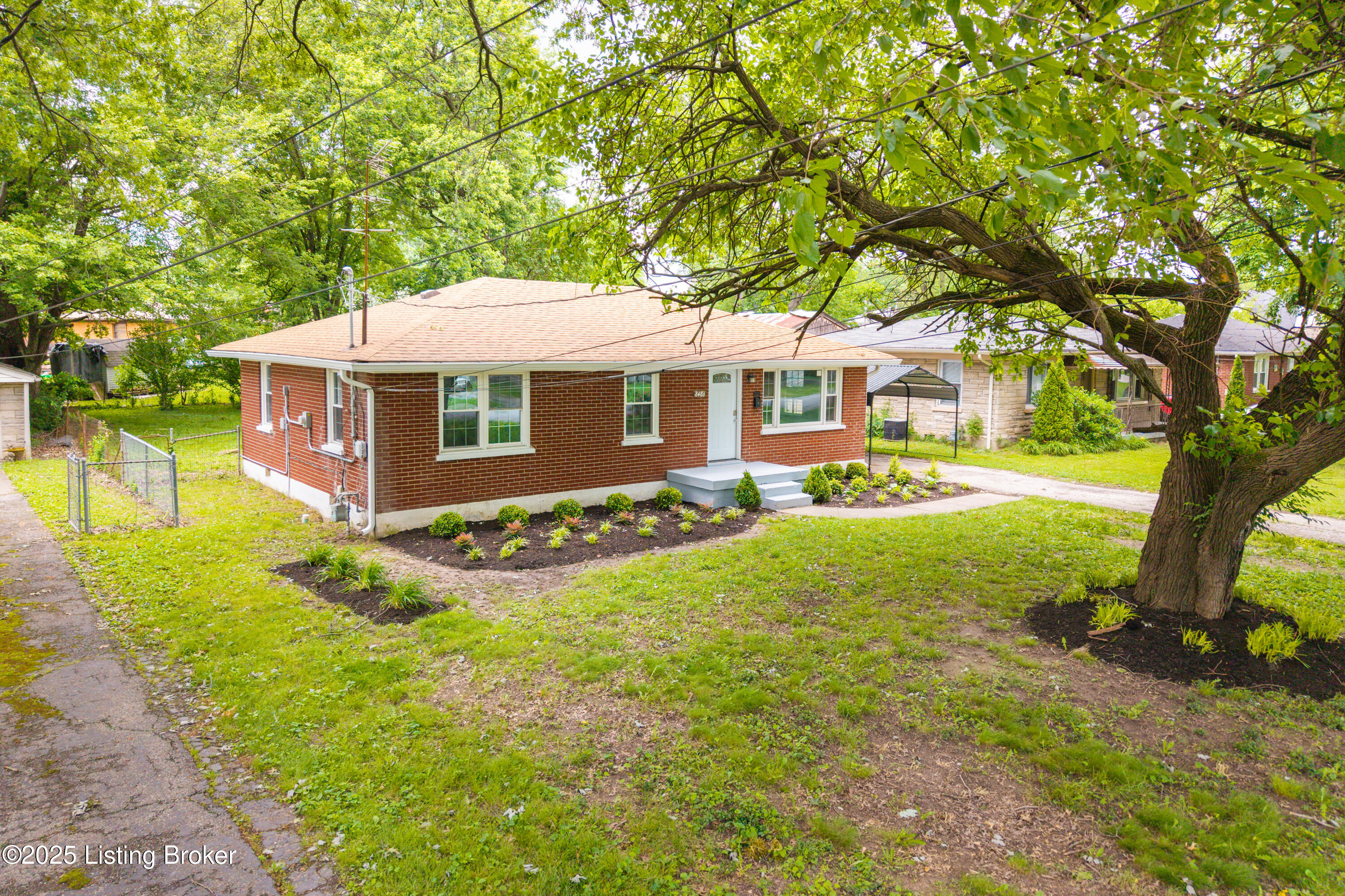 8486 Robbins Road Louisville, KY 40258 - Photo 26 of 28 DHI-127