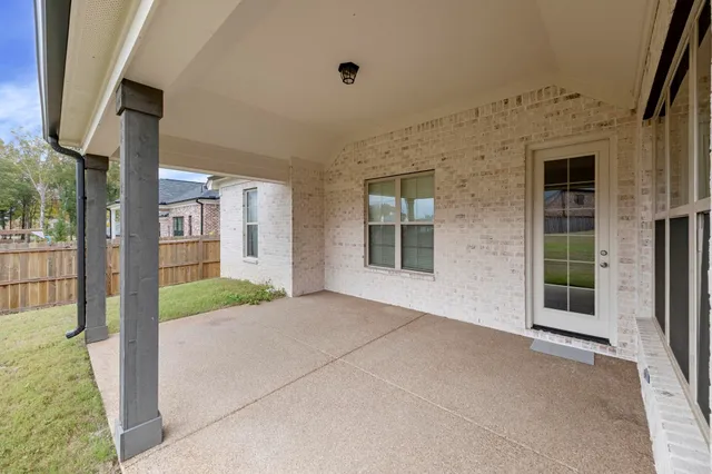 $630,000 | 5143 Lawrenceburg Lane, Lakeland, TN 38002