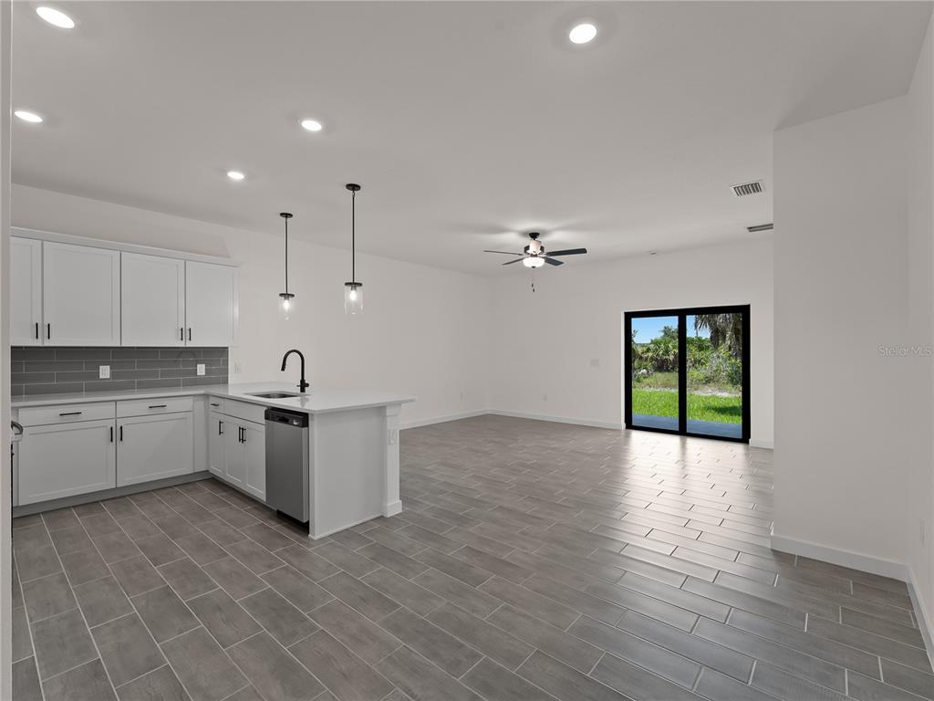 14449 Appleton Boulevard Port Charlotte, FL 33981 - Photo 22 of 94