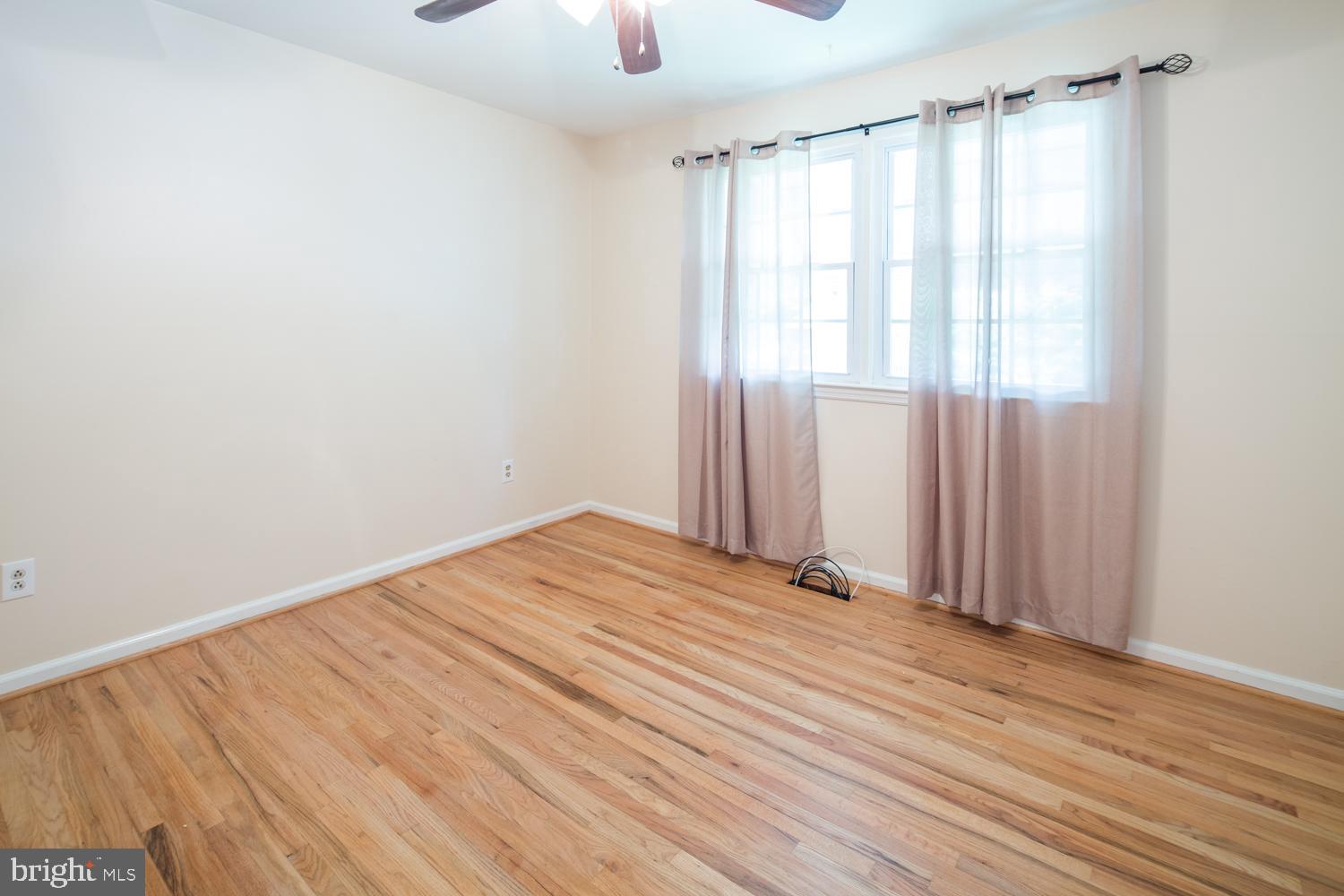 48 Millbrook Road Newark, DE 19713 - Photo 15 of 24 Master Bedroom