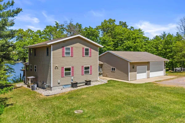 $695,000 | 1108 West Queens Way, Nekoosa, WI 54457
