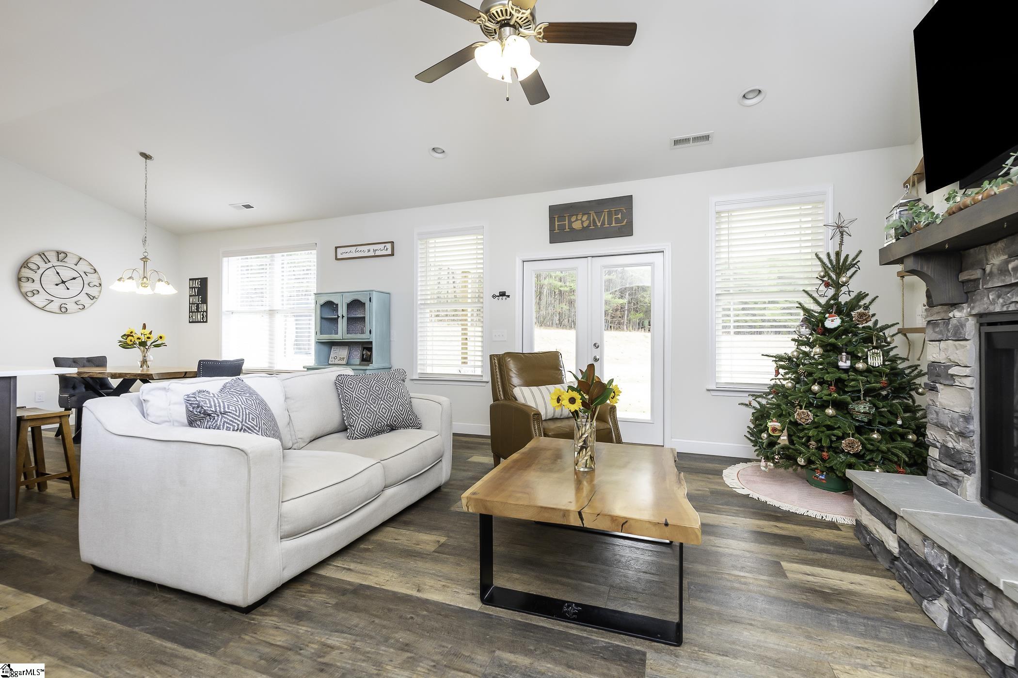 617 Tugaloo Road Travelers Rest, SC 29690 - Photo 6 of 31 Gallery Image 6