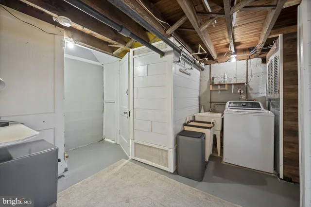 $300,000 | 4 Elinor Avenue, Baltimore, MD 21236