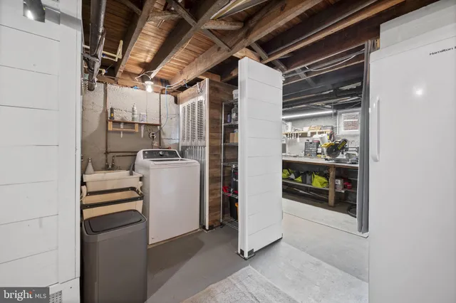 $300,000 | 4 Elinor Avenue, Baltimore, MD 21236