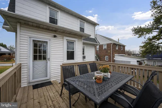 $300,000 | 4 Elinor Avenue, Baltimore, MD 21236