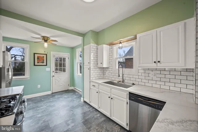 $300,000 | 4 Elinor Avenue, Baltimore, MD 21236