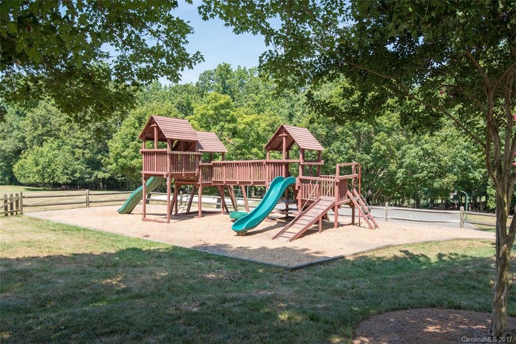 8208 Golf Ridge Drive, Unit 902 Charlotte, NC 28277 - Photo 15 of 16
