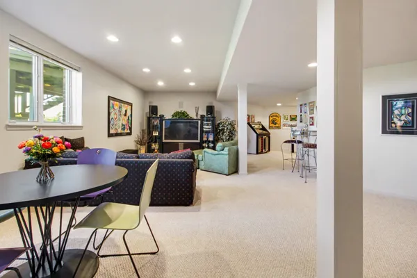 $824,000 | 5359 Pinnacle Court, Ann Arbor, MI 48108