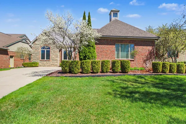 $824,000 | 5359 Pinnacle Court, Ann Arbor, MI 48108