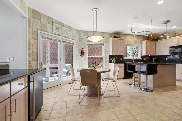 $824,000 | 5359 Pinnacle Court, Ann Arbor, MI 48108