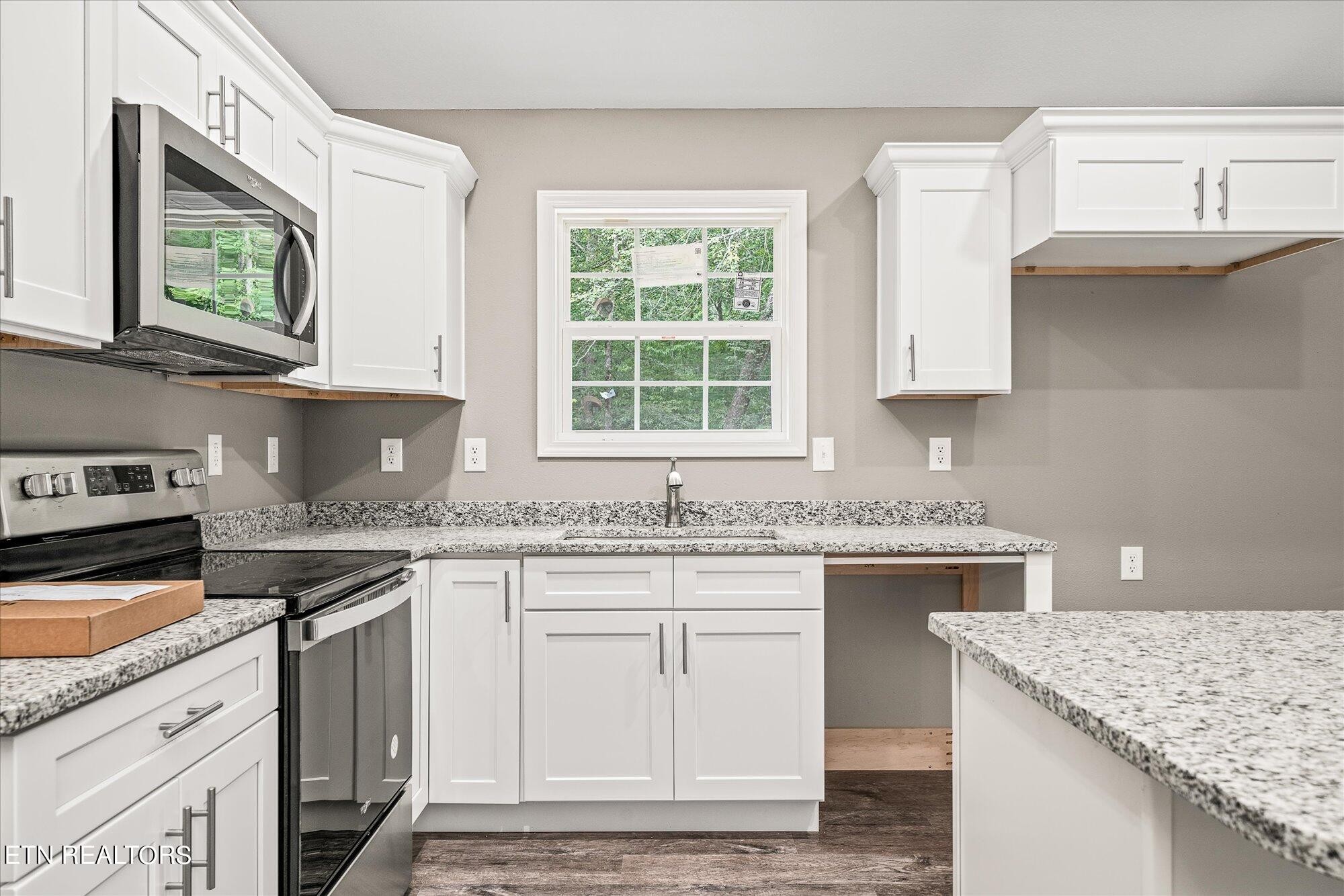 3039 Shawnee Road Crossville, TN 38572 - Photo 6 of 23 Gallery Image 6