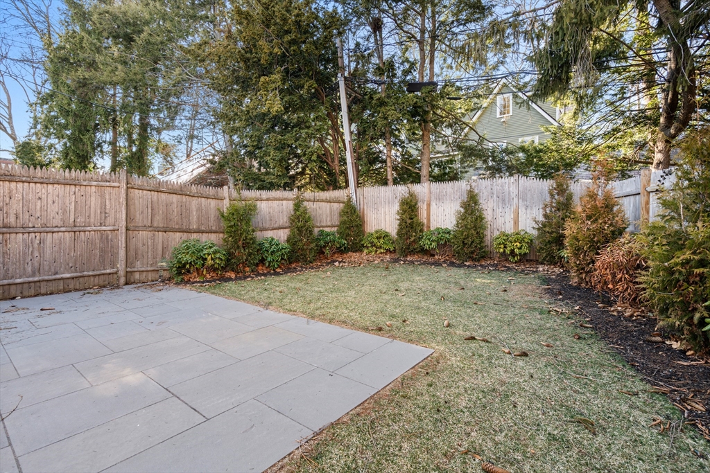 71 Greenough Street, Unit 2 Brookline, MA 02445 - Photo 25 of 26