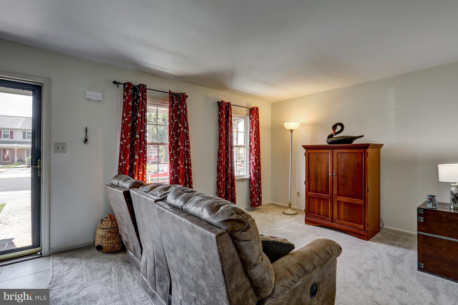 82 Robinhill Drive Lititz, PA 17543 - Photo 11 of 31 Living room with new carpet