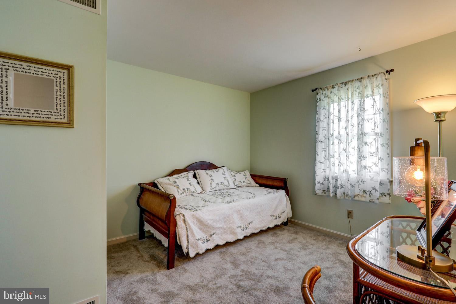 82 Robinhill Drive Lititz, PA 17543 - Photo 27 of 31 Second bedroom