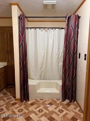 $285,000 | 1024 Sabrina Drive, Summit, MS 39666