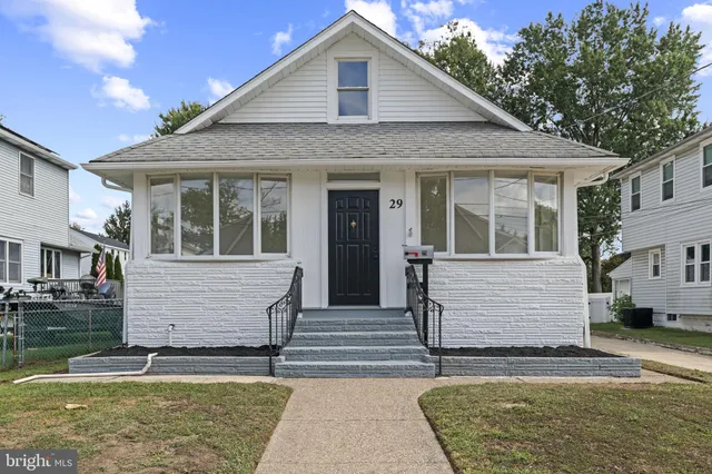 $365,000 | 29 Payson Avenue, Audubon, NJ 08106