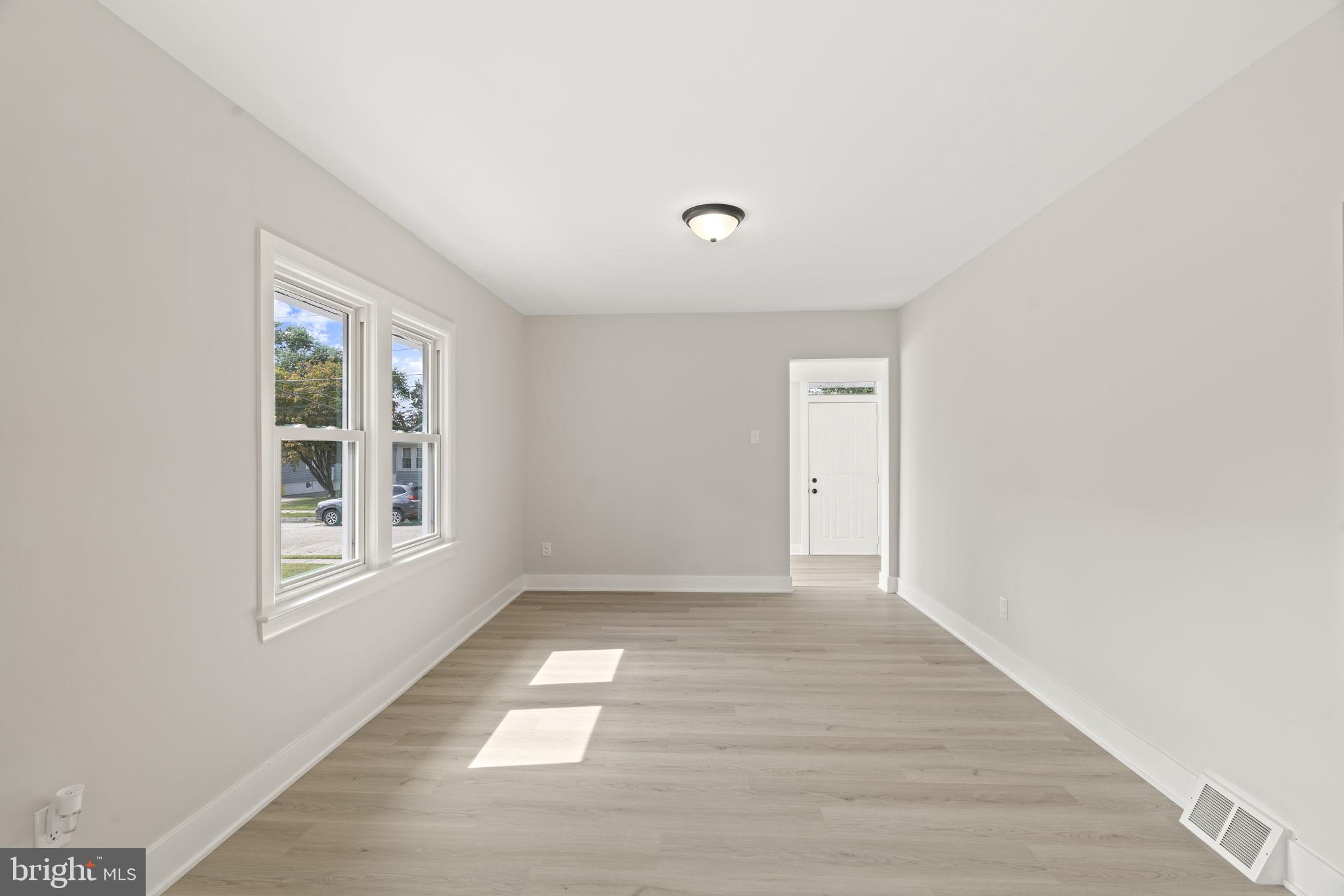 29 Payson Avenue Audubon, NJ 08106 - Photo 10 of 29 living room