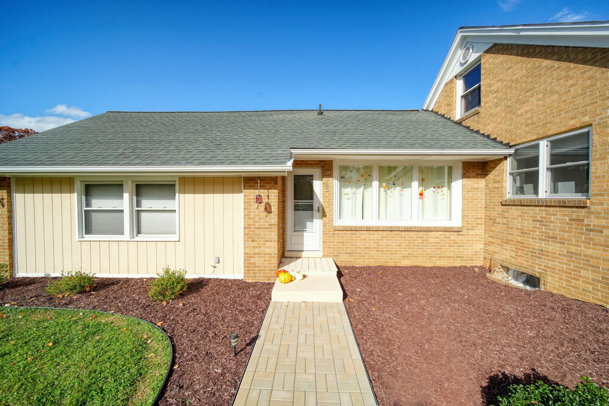 3965 Kibby Road Jackson, MI 49201 - Photo 9 of 70 10-web-or-mls-DSC08180_HDR