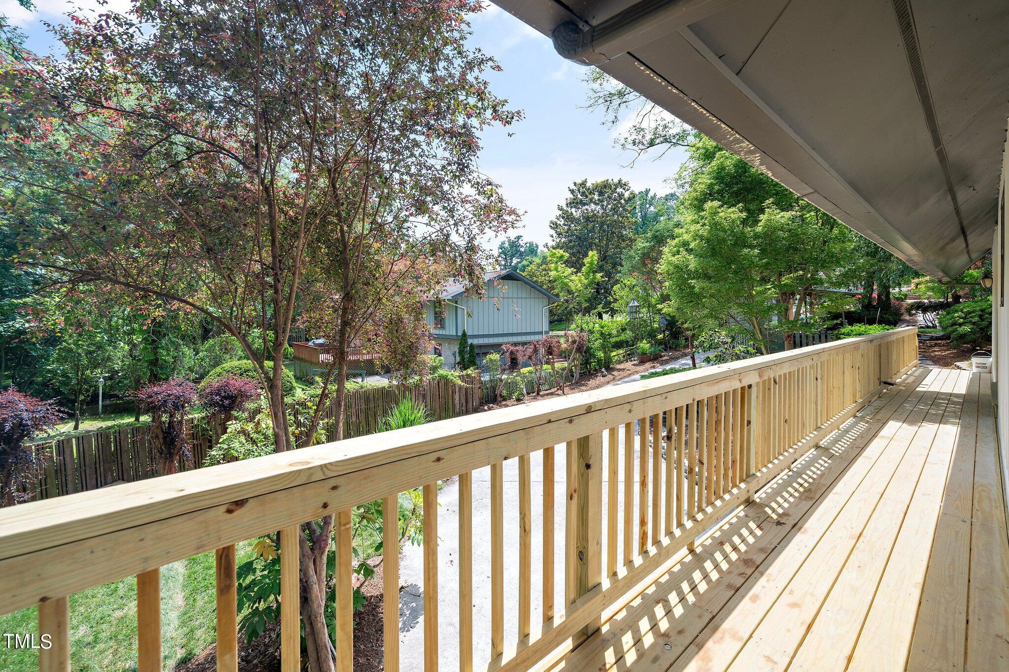 5712 Old Forge Circle Raleigh, NC 27609 - Photo 7 of 51 30-web-or-mls-5712 Old Forge Cir (25 of