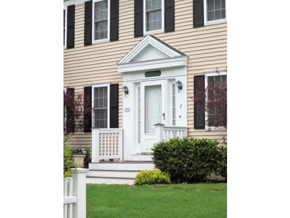 7 Morrow Street Exeter, NH 03833 - Photo 2 of 27