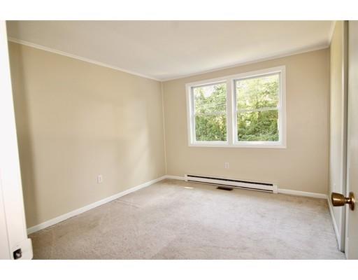 137 Clapp Road Rochester, MA 02770 - Photo 17 of 21