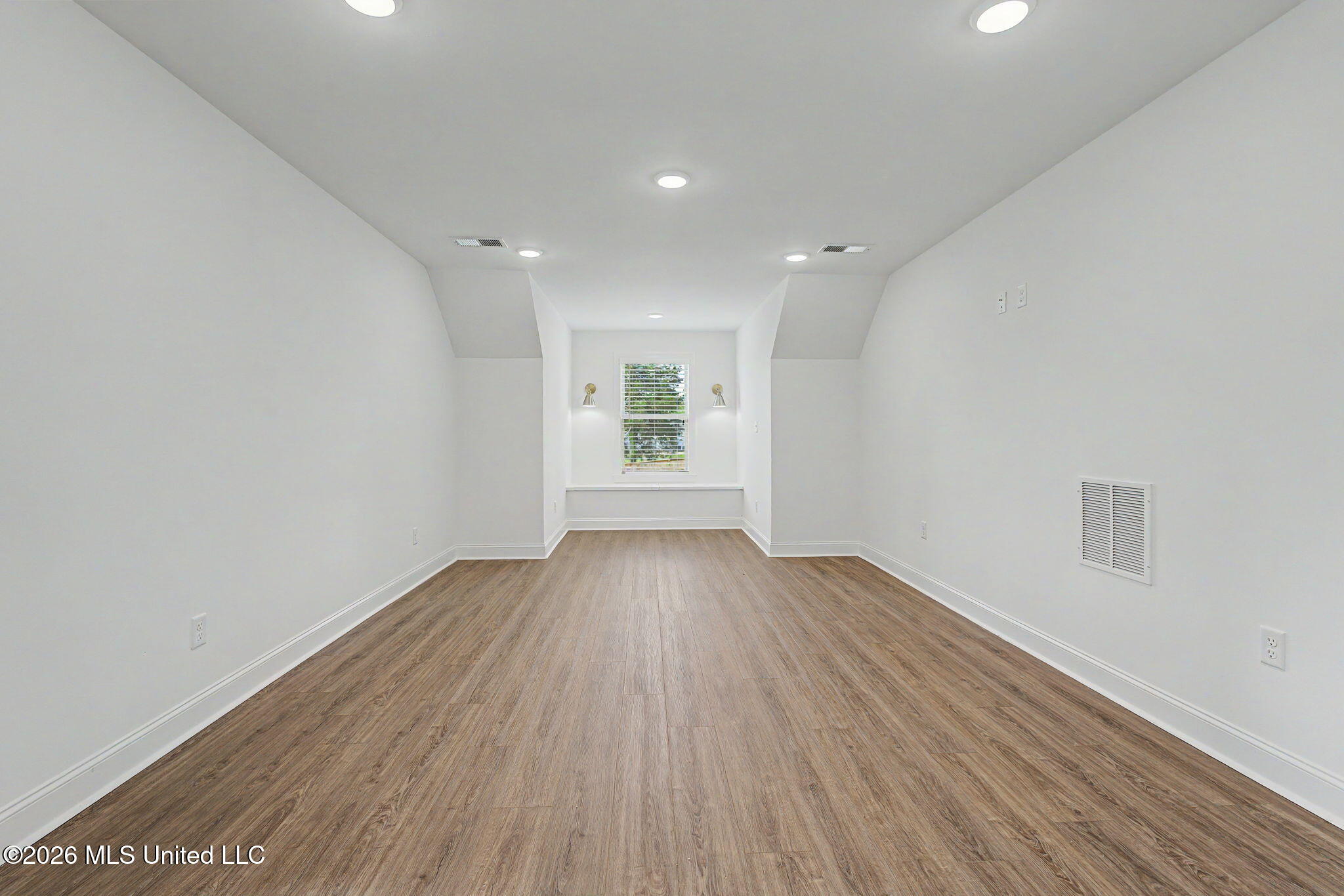 2035 Livingston Way Hernando, MS 38632 - Photo 28 of 46 Multi-Purpose Loft a